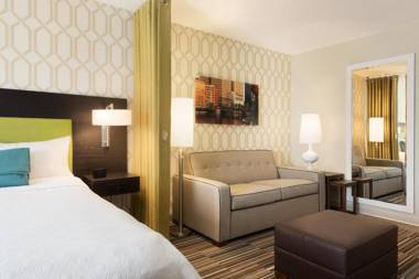 Home2 Suites by Hilton Milwaukee Brookfield