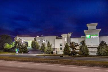 Holiday Inn Express Wisconsin Dells an IHG Hotel