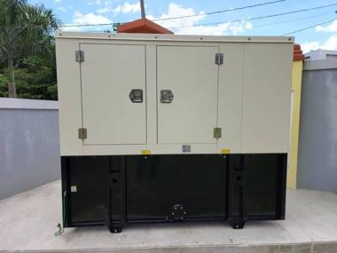 Palm's Luxury Suite with Private Jacuzzi