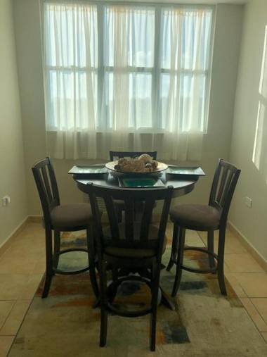 Oasis Luxury Penthouse with Ocean and Marina Views