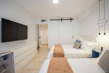 OCEAN VIEW DELUXE SUITE: PVT. BEACH & POOL