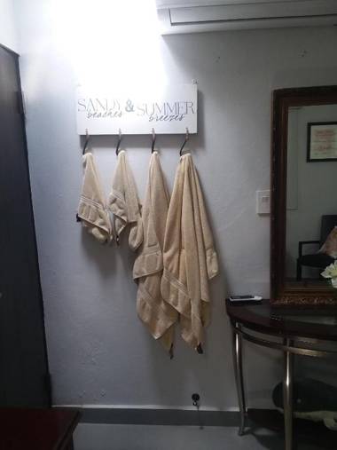 Isla Verde By The Beach Guest House