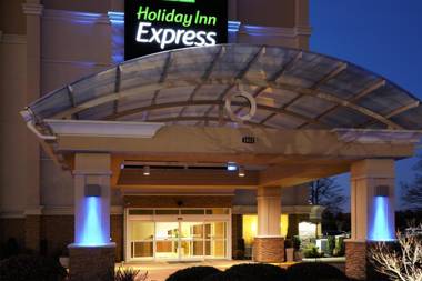 Holiday Inn Express Hotels- Hampton an IHG Hotel