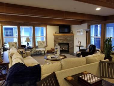 The Landing at Newport Condominium Hotel