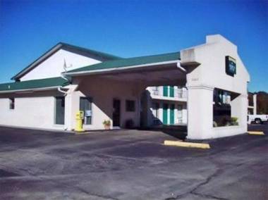 Americas Best Inn - Brinkley