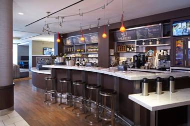 Courtyard by Marriott Los Angeles LAX / Century Boulevard