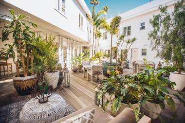 Sonder Beverly Terrace