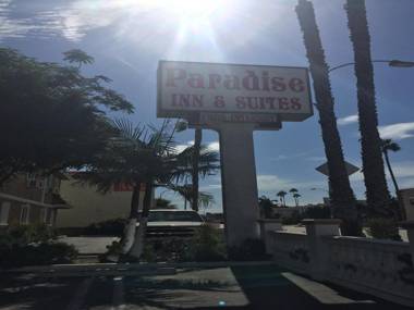 Paradise Inn & Suites