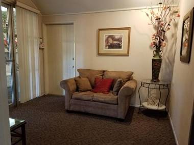 Great Getaway Steps to Bev Hills