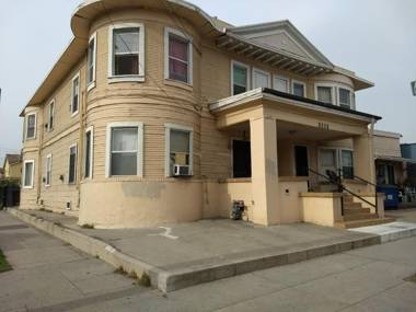 Pads on Pasadena Ave