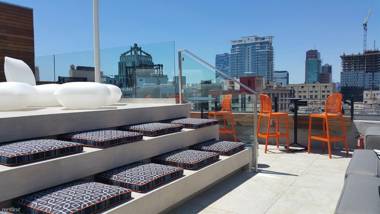 Fashion Loft 2 bedroom Downtown