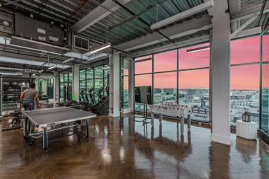 ONE LUX STAY SUITES AND RESIDENCES