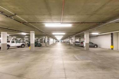 SuitesRUs Apart Hotel near Dodgers Stadium