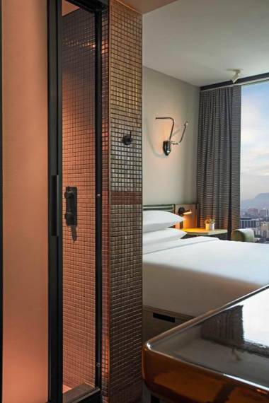 Moxy Downtown Los Angeles