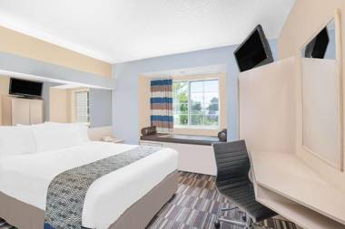 Microtel Inn and Suites Clear Lake