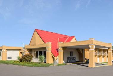 Econo Lodge Inn & Suites Binghamton