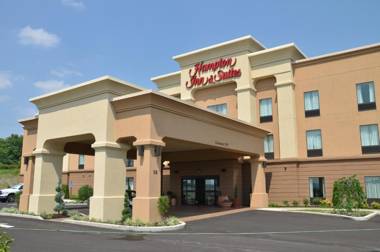 Hampton Inn & Suites Sharon