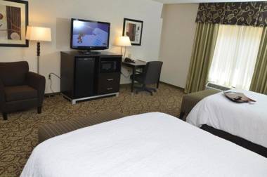 Hampton Inn & Suites Sharon