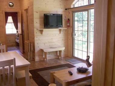 Lakeland RV Campground Cottage 15