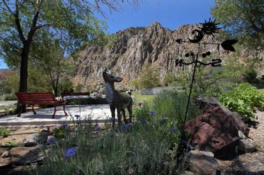 Meadowcliff Lodge Coleville