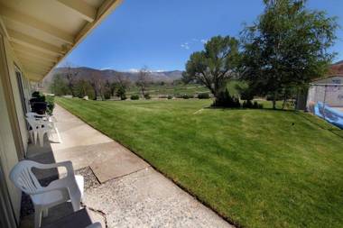 Meadowcliff Lodge Coleville