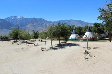 Olancha RV Park and Motel