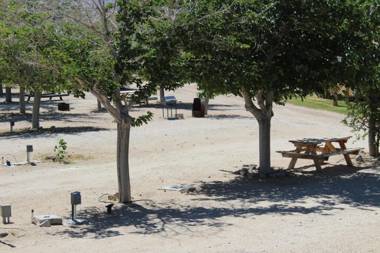 Olancha RV Park and Motel