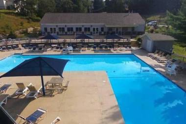 Serenity On Saunders Drive Amazing View