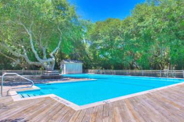 GTS27 - Seaside Retreat