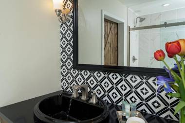 Magnolia Manor and Chapel