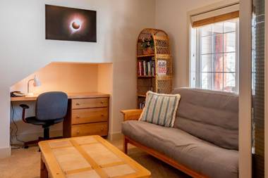 Yeager Private Home with Room For the Whole Family and Elkhorn Amenities