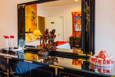 Quiet Mind Mountain Lodge Retreat & Spa