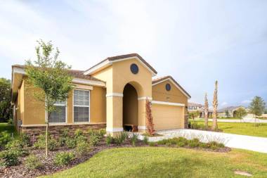 4329AC - Solterra Gated Resort
