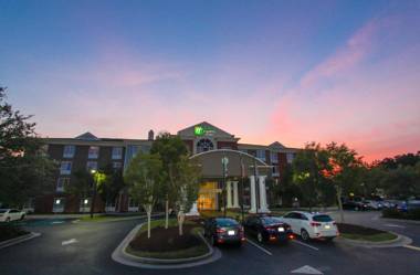 Holiday Inn Express Hotel & Suites Charleston - North an IHG Hotel