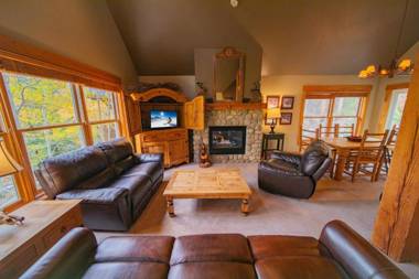 Cabin in the Pines 4