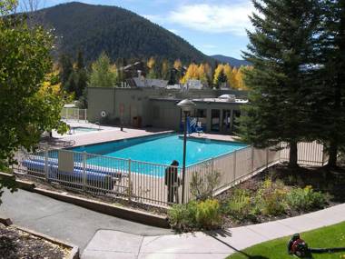 EWJP Edgewater Studio 1 Bath Lakeside Keystone