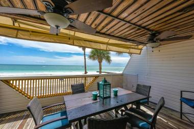 Fanta-Sea on the Beach 49 by Beachside Management