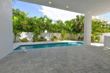 The Lookout by Beachside Management