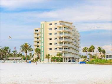 Jamaica Royal Beachfront by Beachside Management