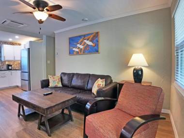 Siesta Heron Suites & Villas