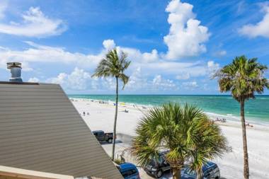 Fanta-Sea 47 by Beachside Management