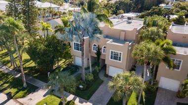 Siesta Avenida Townhome 5208