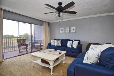 Beachview Delight; by Beachside Management