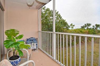 Beachview Delight; by Beachside Management