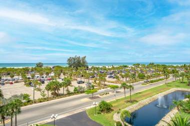 Our House at the Beach 502; by Beachside Management