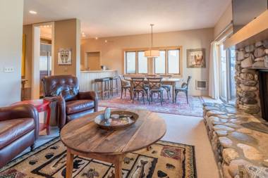 Wildflower Condo 615 - Spectacular Bald Mountain Views and Sun Valley Pool