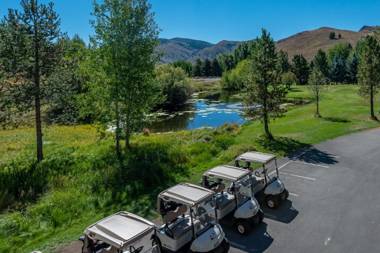 Holiday home in Elkhorn Village