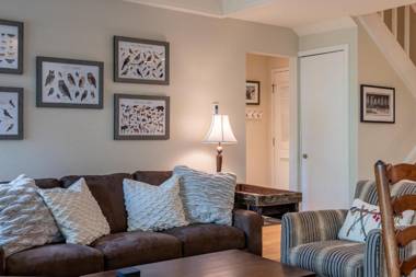 Bonne Vie Condo 2251 - New Listing! Great Views and Elkhorn Resort Amenities