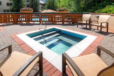 Kiva Lodge by East West Hospitality