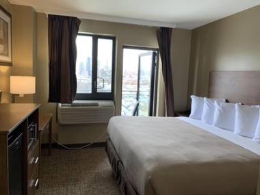 Astoria Delancy Inn & Suites